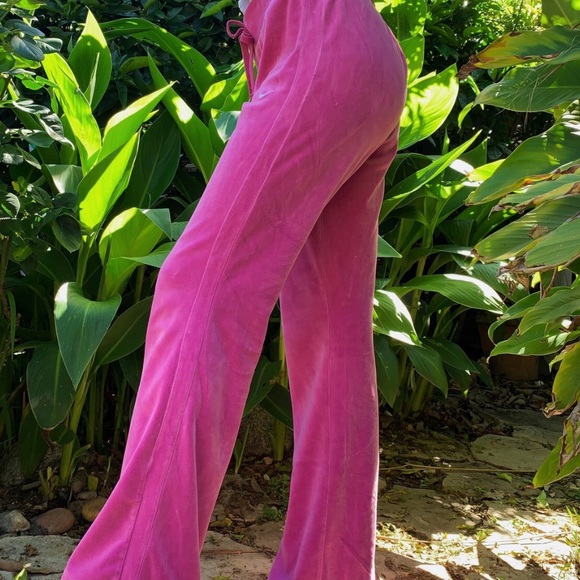 Vintage Velvet Nike Sweatpants - Picture 4 of 4